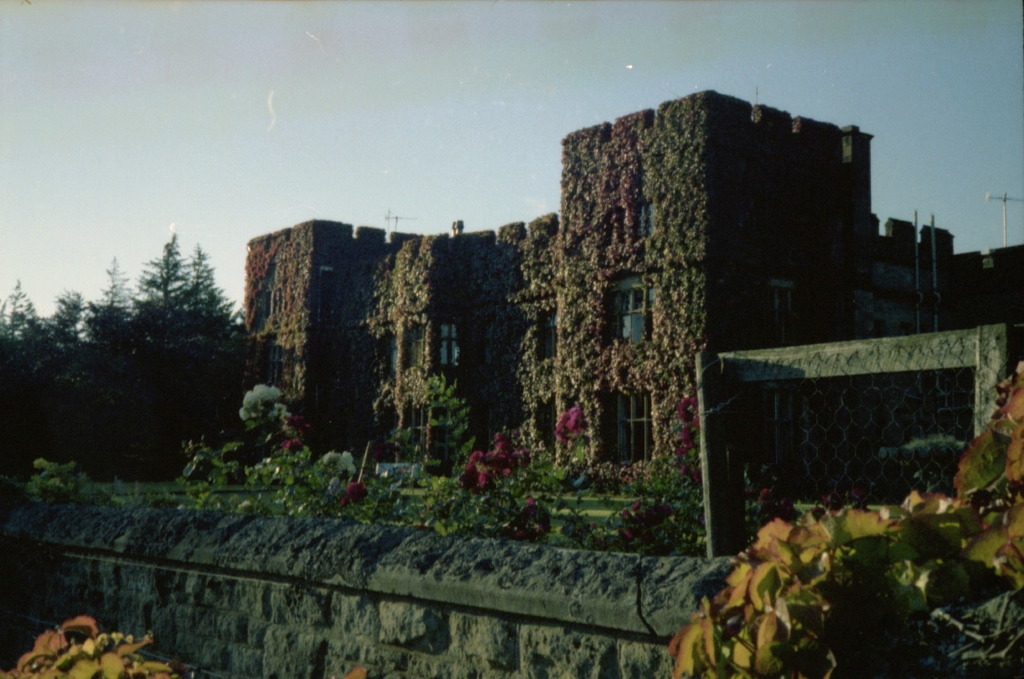 19790000-1981 SLALEY HALL FACADE 02.jpg